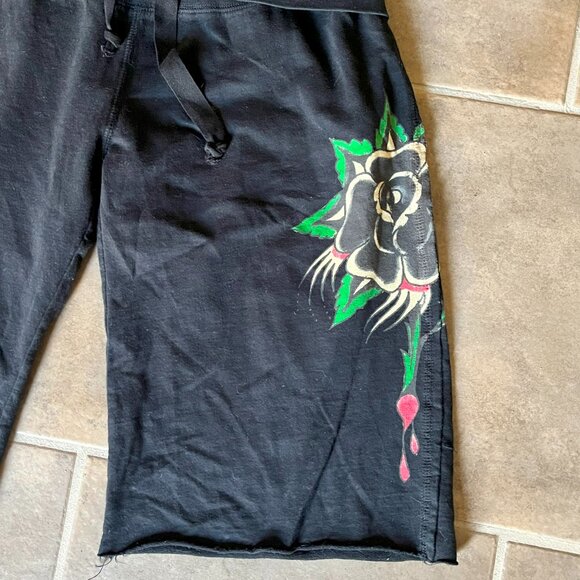 Ed Hardy Women's Black Knit Drawstring Rose Dripping Shorts Medium - Picture 3 of 9